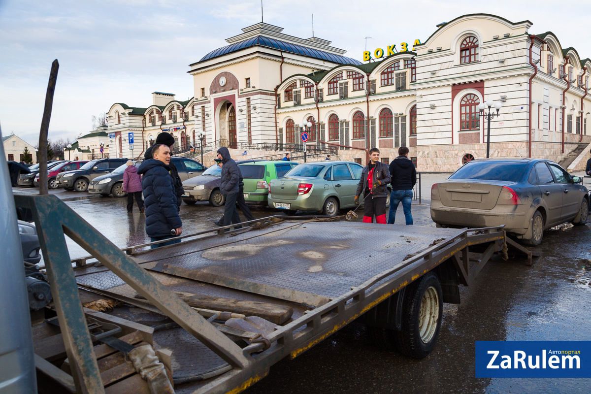 Чувашские приставы ищут эвакуатор для доставки арестованных авто - Чебоксары