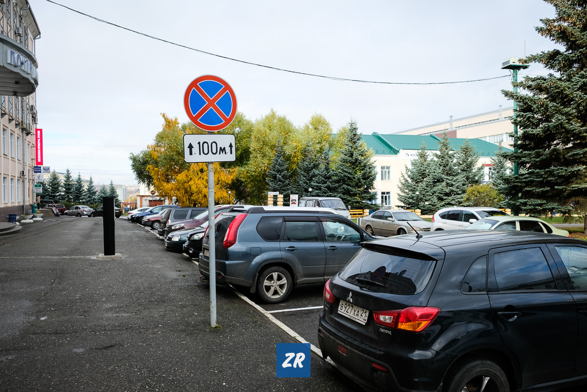 Парковка чебоксары. Волгоградка дом 28 б платные парковки. Стоянка Светогорск платная. Наблюдение спутника крупные парковки. Где на Новолипецке есть платная автостоянка для легковых автомобилей.