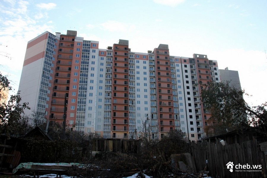 Фоторепортаж: 'Новая Будайка' - дома в розовом цвете